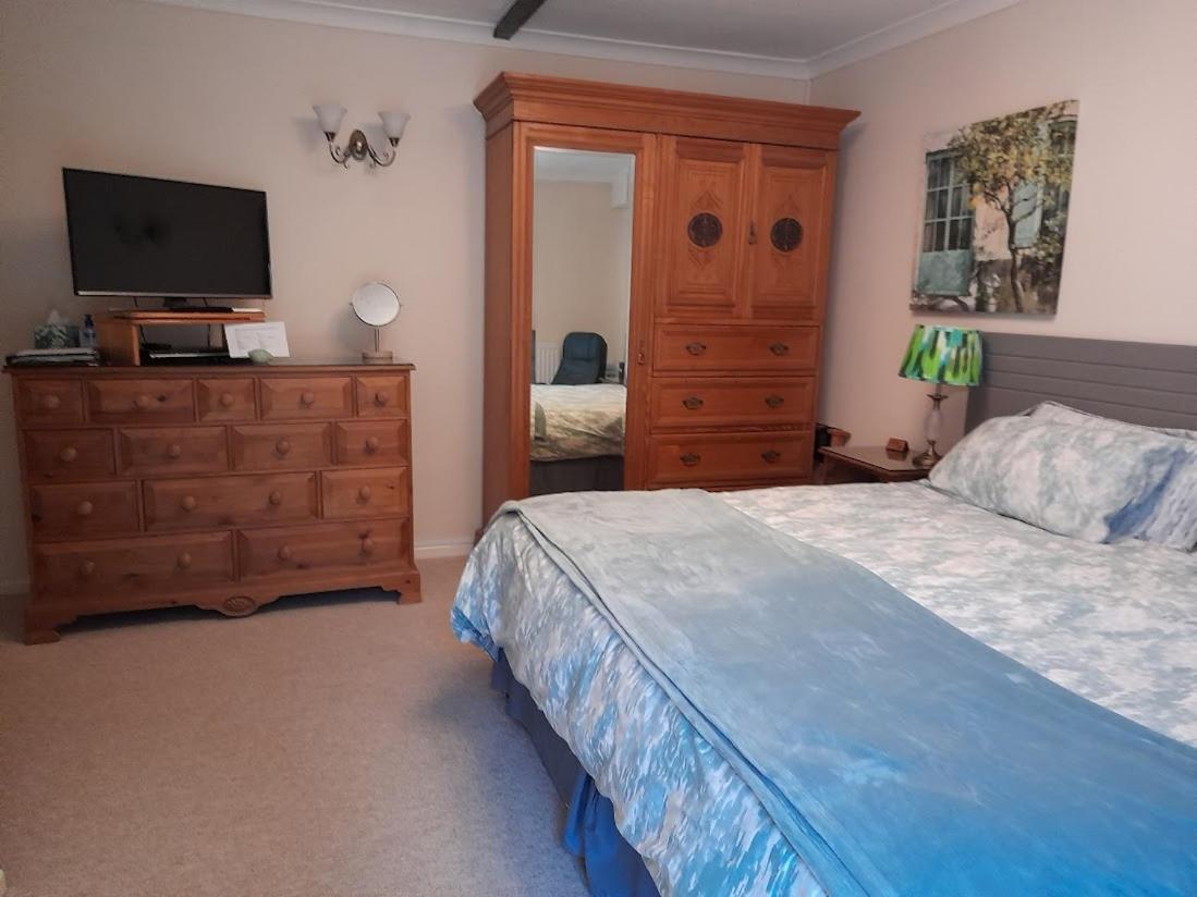 Coach House Cottage Борнмут Экстерьер фото